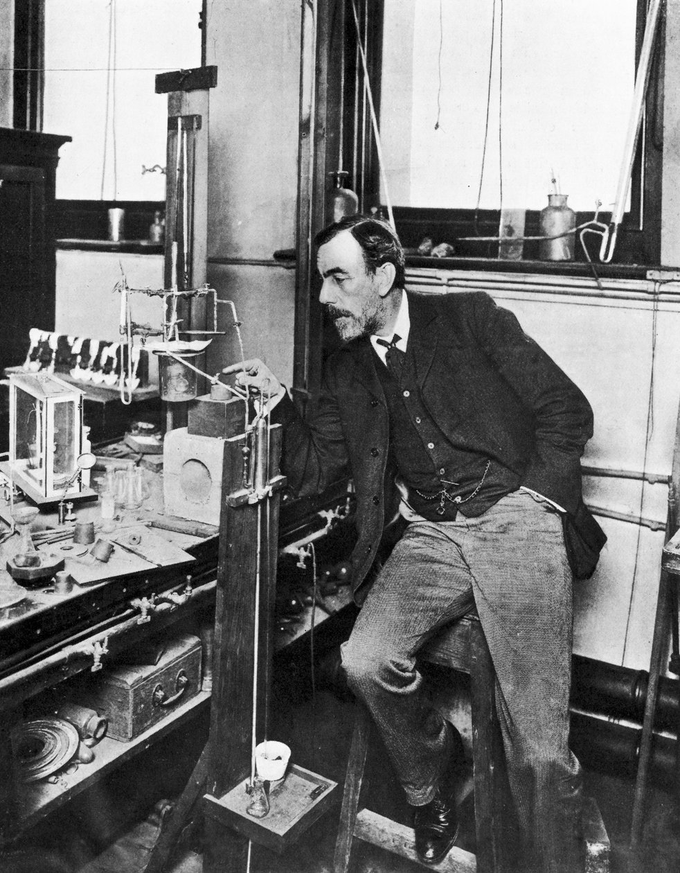 Sir William Ramsay, skotsk kemiker, ca. 1900 af Unbekannt