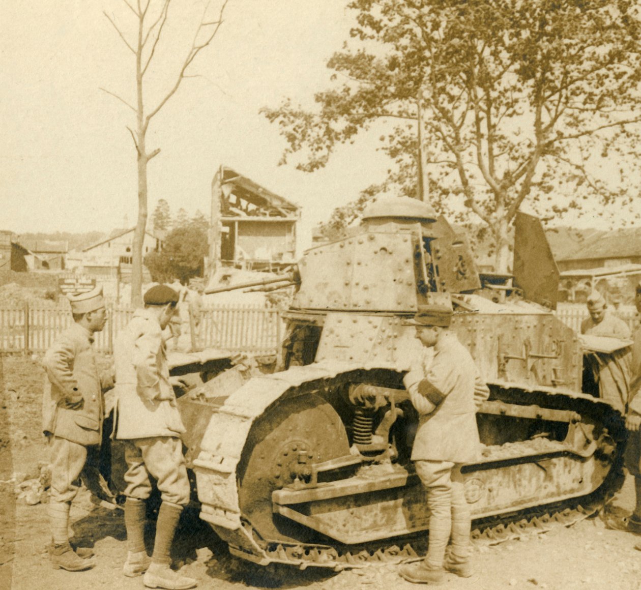 Lille Renault tank, c1914-c1918 af Unbekannt