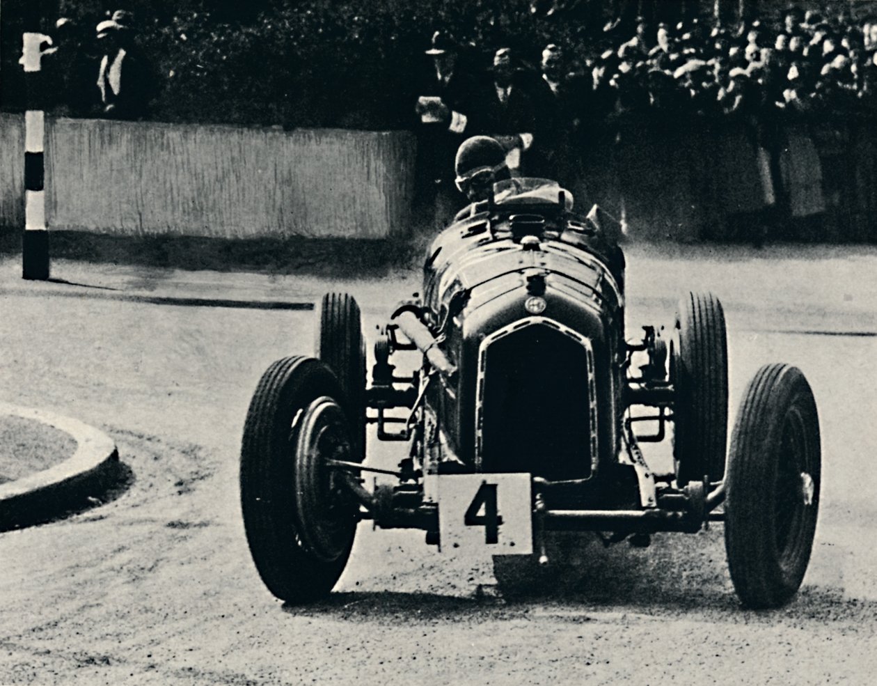 Smart kurvekørsel i I.O.M. Race: The Hon. Brian Lewis, 1937 af Unbekannt