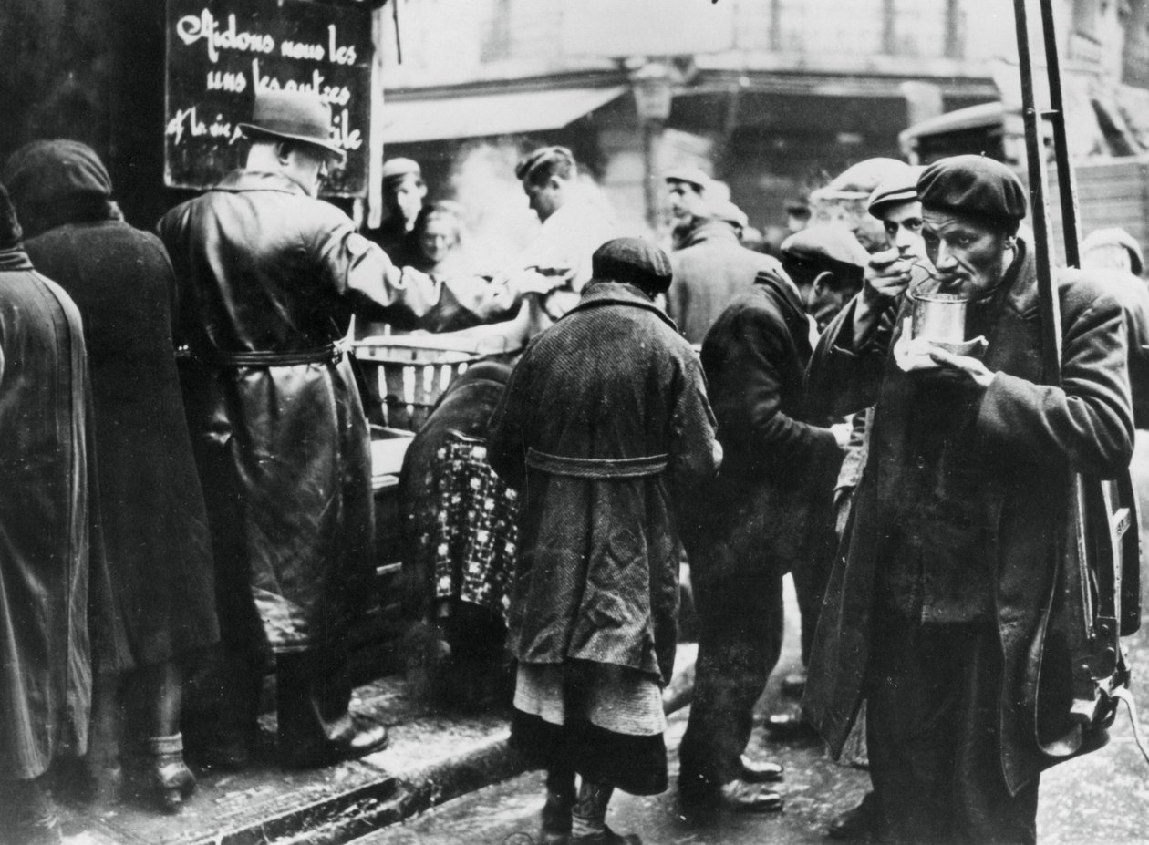 Suppekøkken for trængende, les Halles, tysk-besatte Paris, februar 1941 af Unbekannt