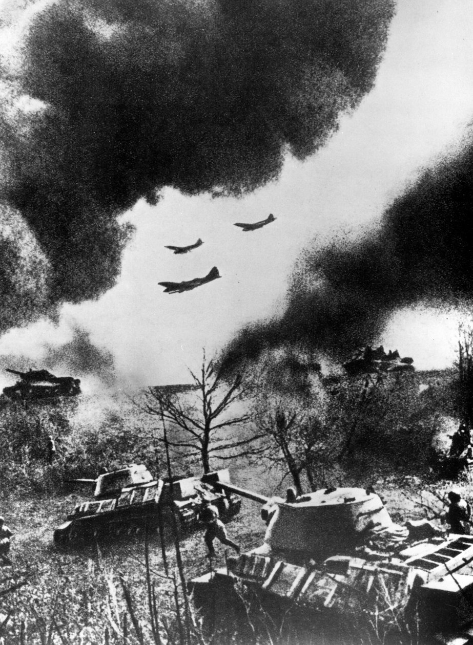 Sovjetiske kampvogne og fly lancerer et angreb, Rusland, 1943 af Unbekannt