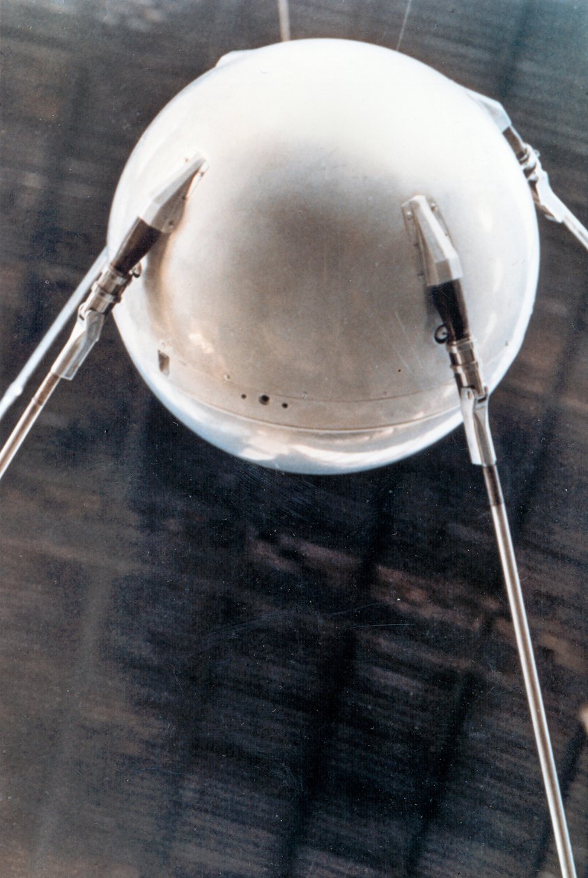 Sputnik 1, russisk satellit, 1957 af Unbekannt
