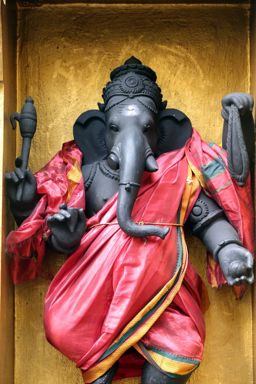 Sri Veeramakaliamman hinduistiske tempel. Ganesha også kendt som Ganapati og Vinayaka, er en af de mest tilbedte guder i det hinduistiske pantheon, 20160818, Singapore, Singapore af Unbekannt