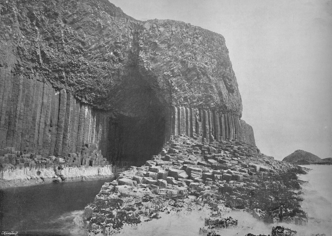 Staffa - Fingals-hulen, 1895 af Unbekannt