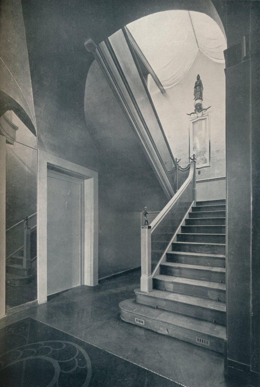 Trappe og hall i Finella af arkitekt Raymond McGrath 1903-1977, 1930 af Unbekannt