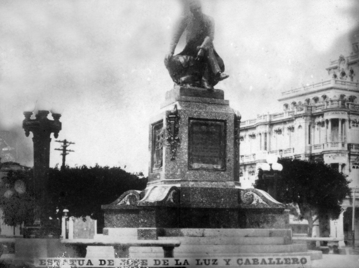 Statue af Don Jose de la Luz Caballero, 1912, 1920