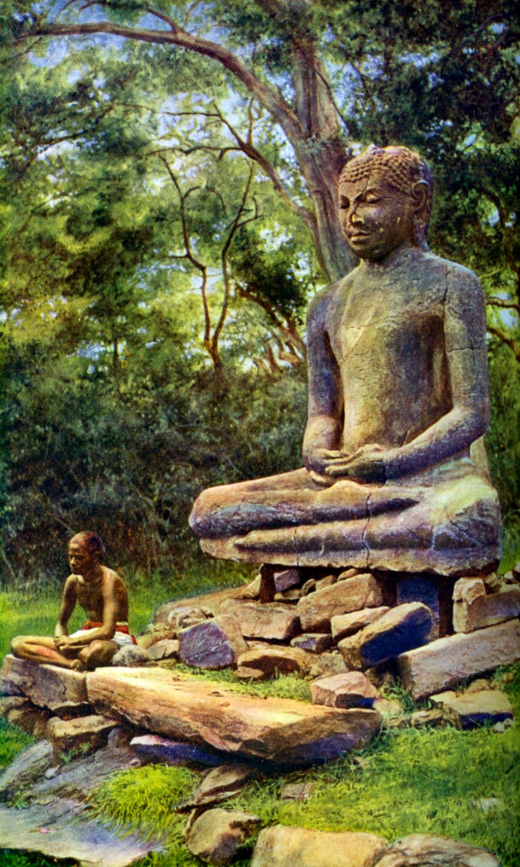 Stone Buddha, et levn fra Anuradhapuras fortids herlighed, Ceylon, c1924 af Unbekannt