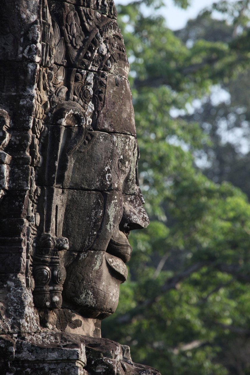 Stenansigter på tårne i Bayon-templet ved Angkor Thom, som kan afbilde Jayavarman VII som en bodhisattva., Siem Reap, Cambodia af Unbekannt