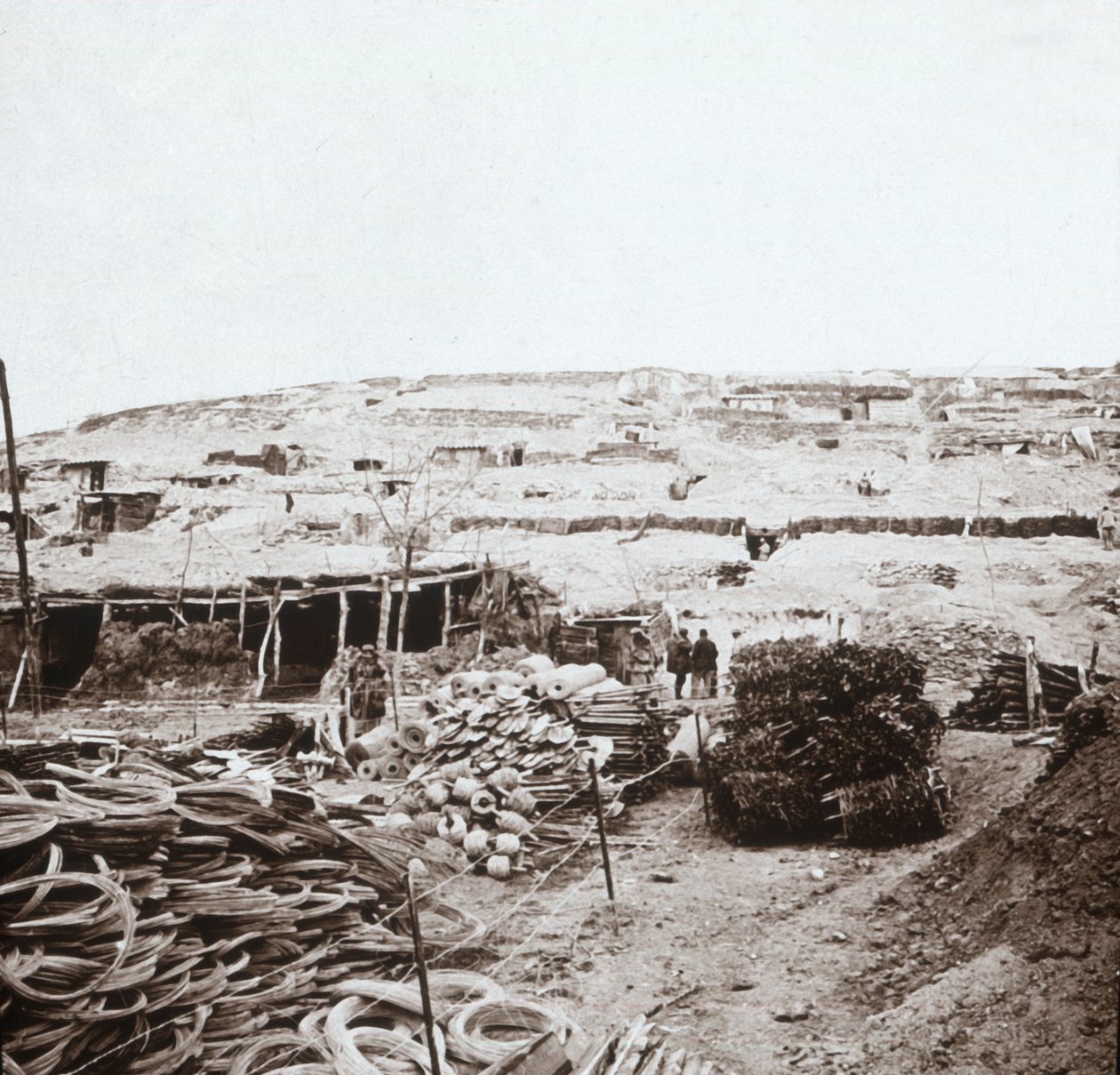Forsyningsdepot, Massiges, Nordfrankrig, c1914-c1918. af Unbekannt