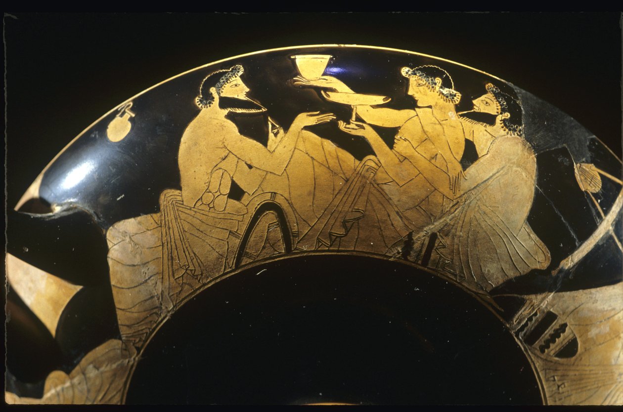 Symposiumscene på rød figur Attic kylix, vinkop, 5. århundrede f.Kr. af Unbekannt