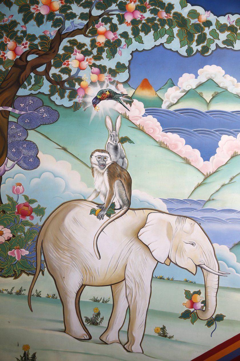 Tempel for de tusinde Buddhaer Dashang Kagyu Ling menighed Skildring af de fire harmoniske venner: elefanten, aben, kaninen og fasanen, La Boulaye, Frankrig af Unbekannt