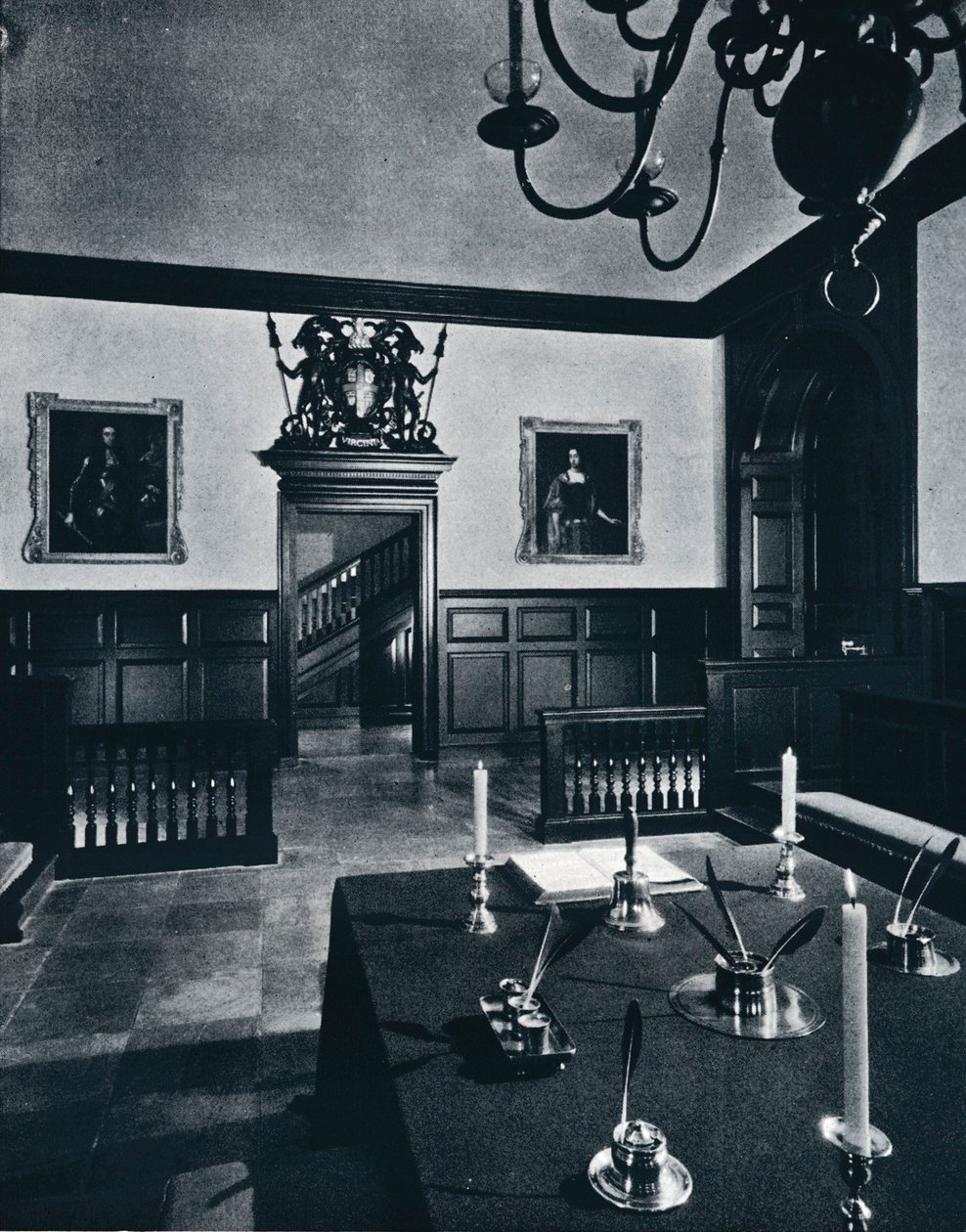 Forsamlingslokalet i House of Burgesses, c1938 af Unbekannt