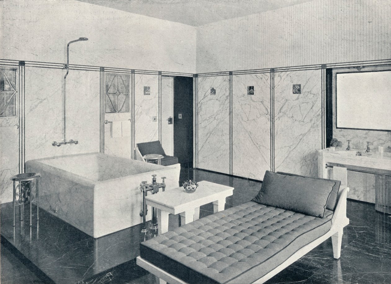 Badeværelset i Stoclet-paladset, Bruxelles, Belgien, c1914 af Unbekannt
