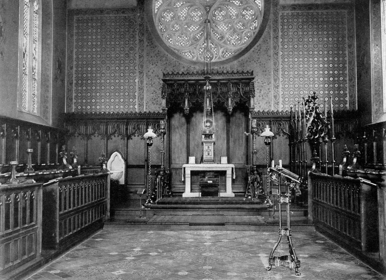 The Chancel, Catholic Apostolic Church, Albury Park, Surrey, 1904 af Unbekannt