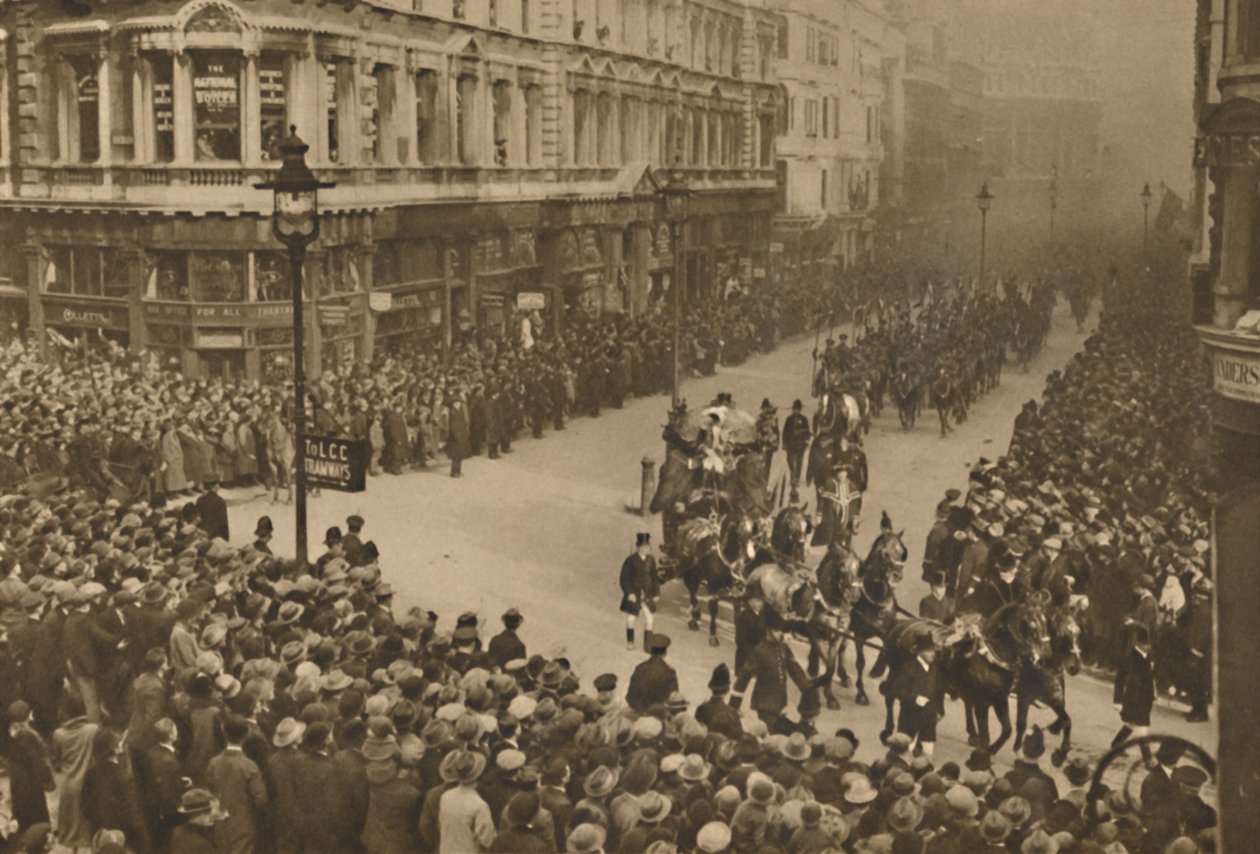 The City Lines Queen Victoria Street for at se den nye overborgmester og hans procession, c1935. af Unbekannt