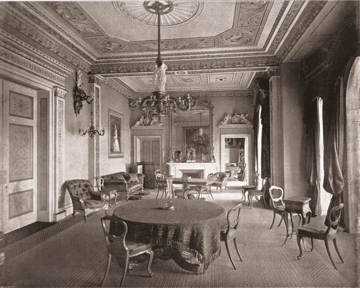 Council Chamber, Osborne House, East Cowes, Isle of Wight, 1894. af Unbekannt