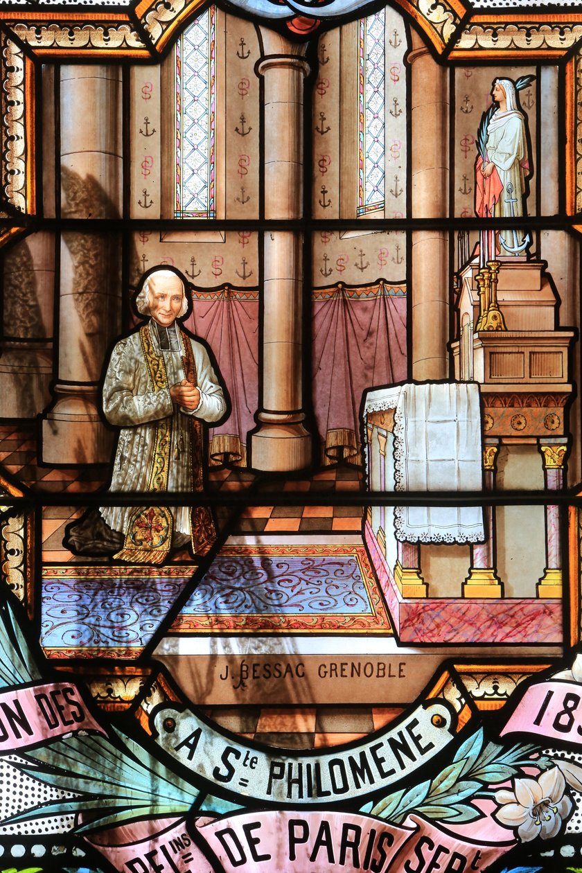 The Cure of Ars. Jean-Baptiste-Marie Vianney. St. John Vianney. Glasmosaik vindue. Vor Frue af la Salettes helligdom, La Salette-Fallavaux, Frankrig af Unbekannt