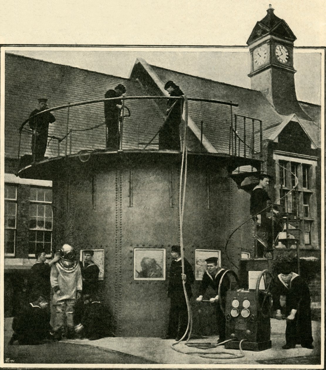 Dykkertanken i Portsmouth, hvor dykkere uddannes, 1901. af Unbekannt