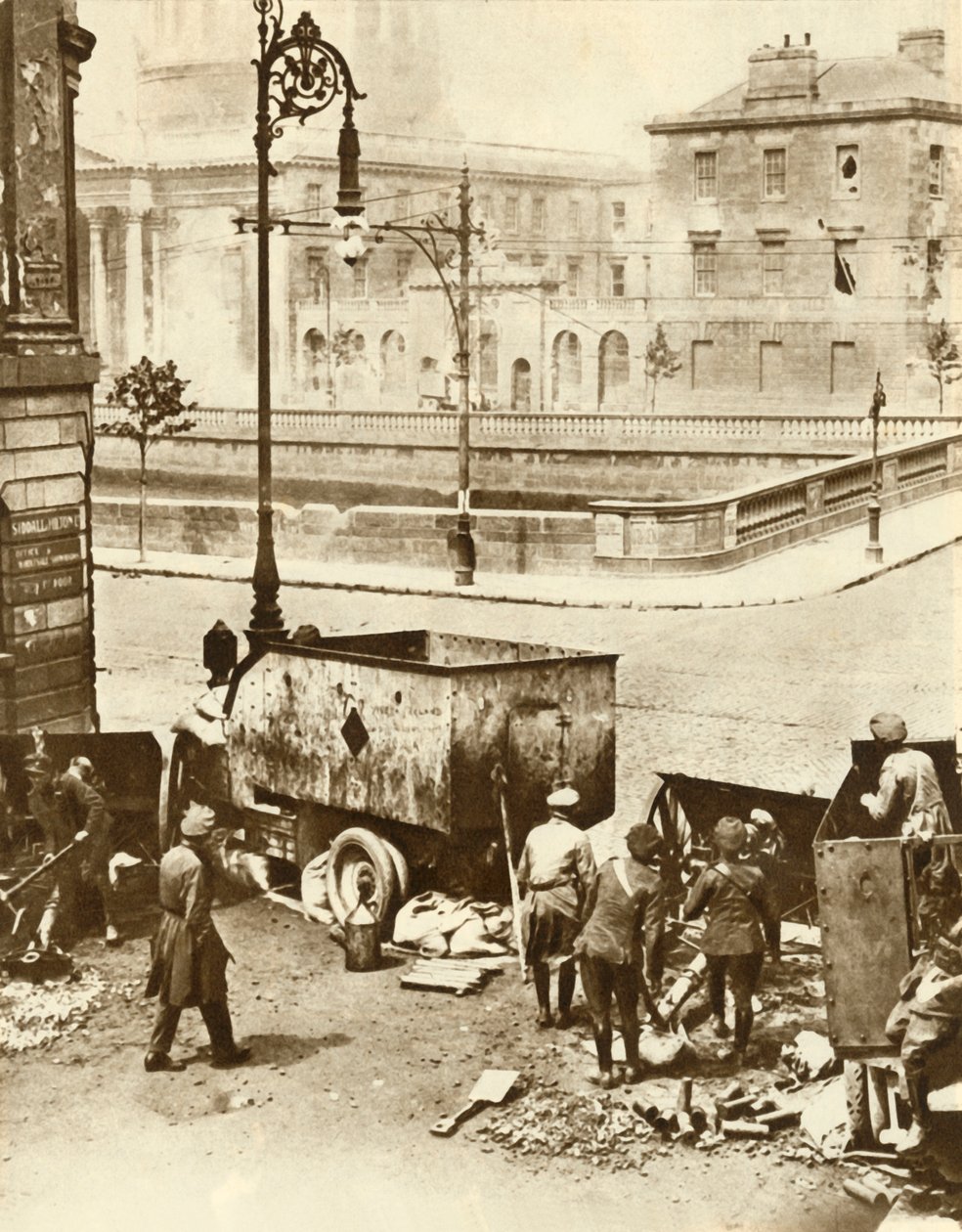 The Four Courts, Dublin, Irland, juli 1922, 1935. af Unbekannt