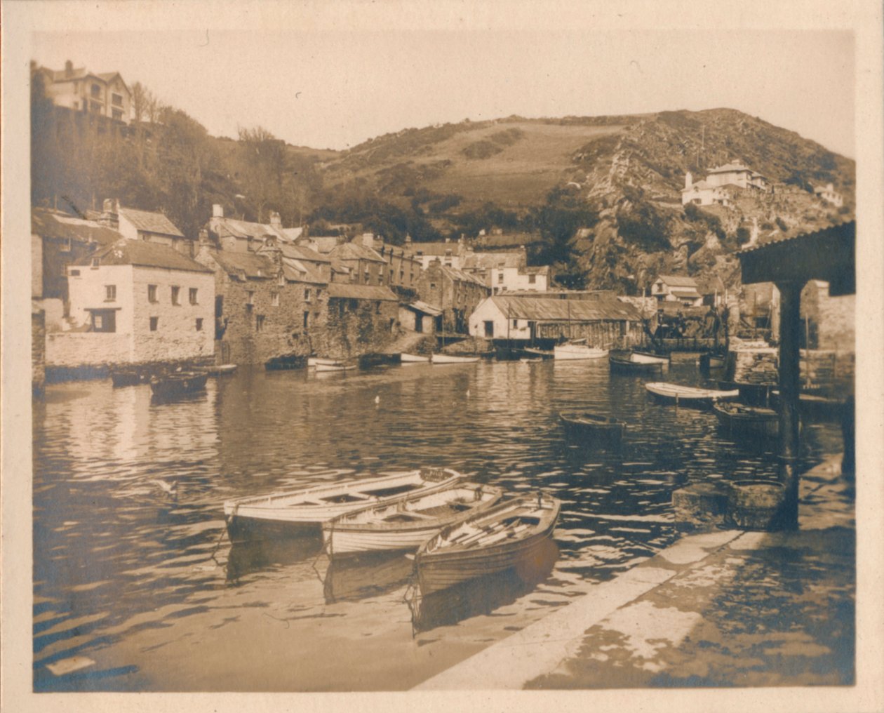 Den indre havn - Polperro, 1927 af Unbekannt