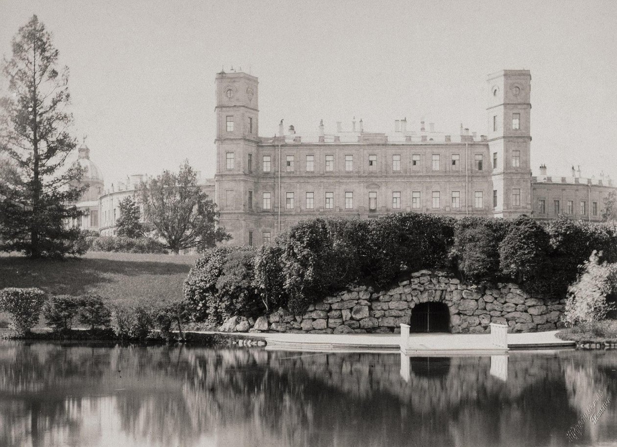 Hovedfacaden af paladset i Gatchina, 1870
