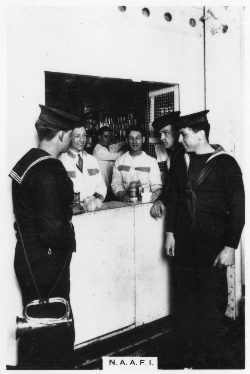 Navy, Army and Air Force Institute NAAFI, 1937 af Unbekannt