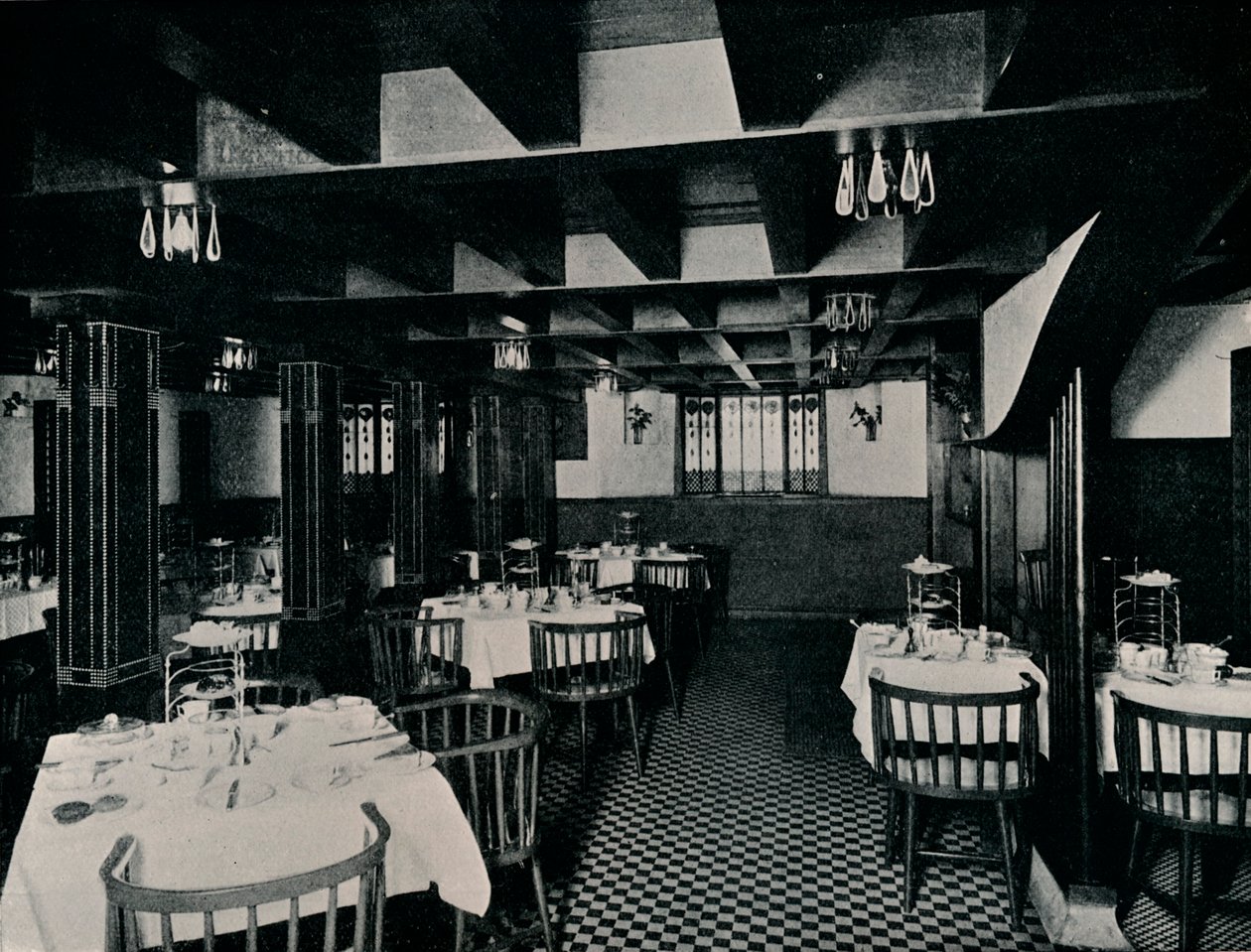 The Old Kitchen på Miss Cranstons Tea House, Argyle Street, Glasgow, c1906 af Unbekannt