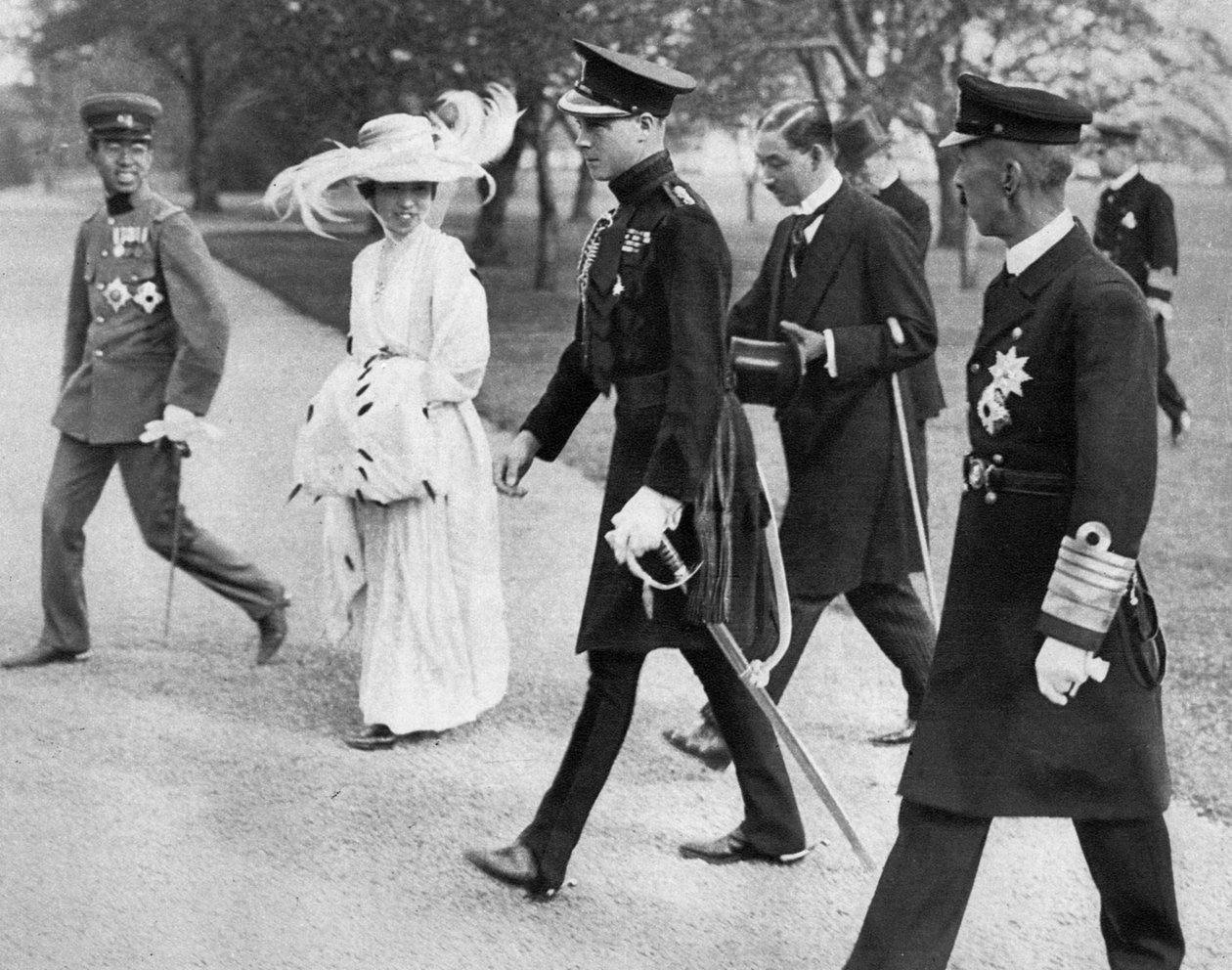 Prinsen af Wales med kejserinden og kronprinsen af Japan, Tokyo, 1922 af Unbekannt
