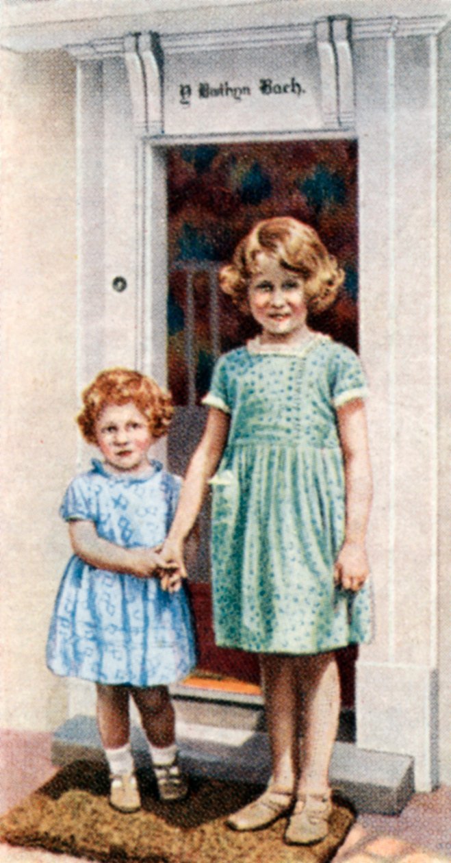 Prinsesserne Elizabeth og Margaret Rose ved døren til Det Lille Hus, 1933, c1935 af Unbekannt
