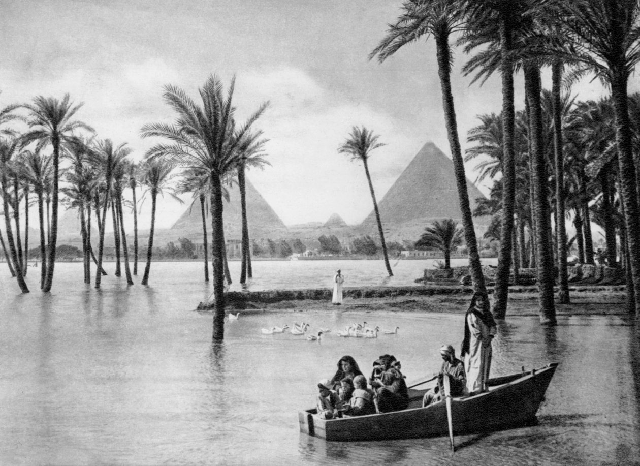 Pyramiderne i Giza under en oversvømmelse, Cairo, Egypten, c1920