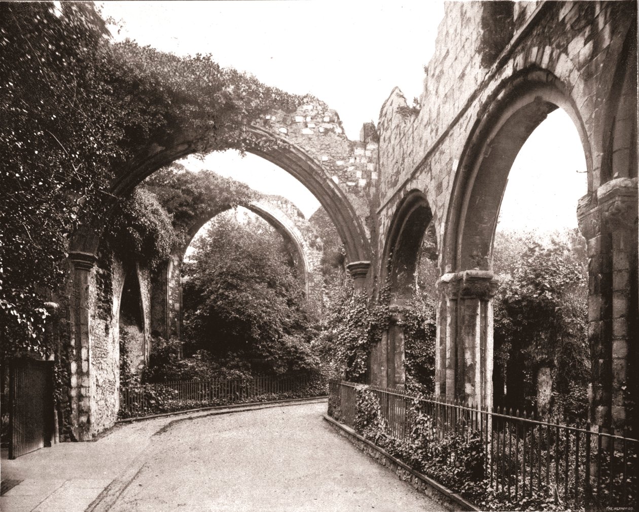 Ruinerne i Canterbury, Kent, 1894. af Unbekannt