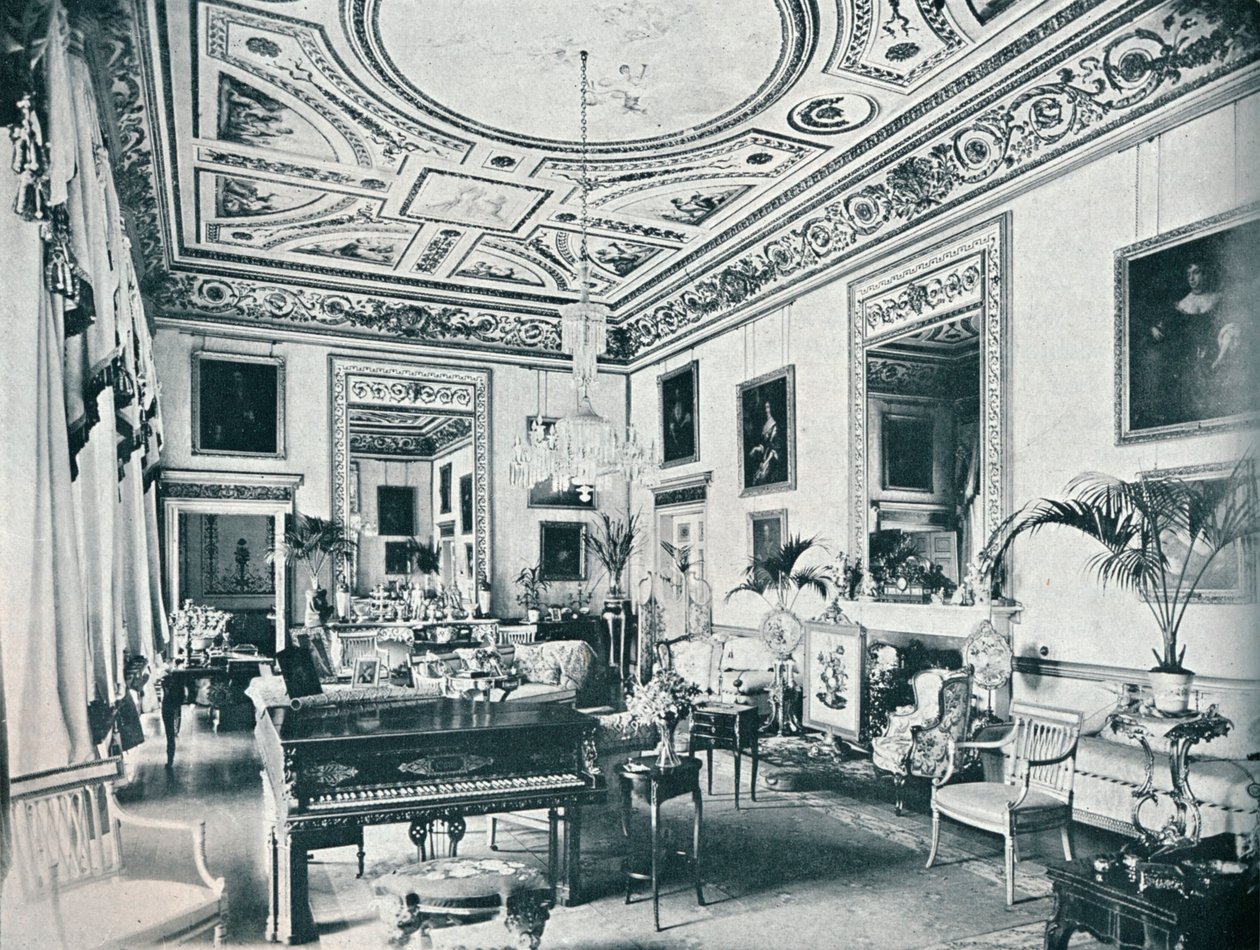 The Salon, Avington, c1908 af Unbekannt