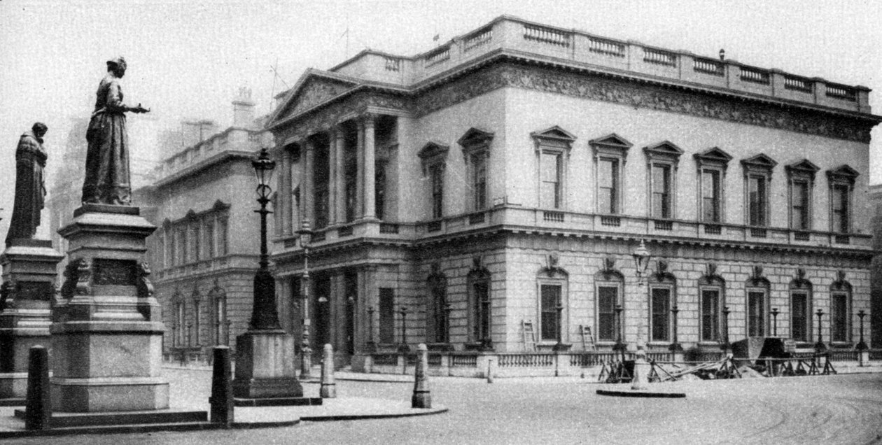 The United Service Club, Waterloo Place, London, 1926-1927 af Unbekannt