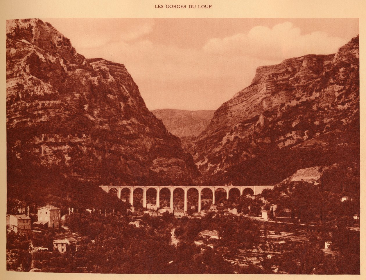 Viadukten og adgangen til kløfterne, 1930. af Unbekannt