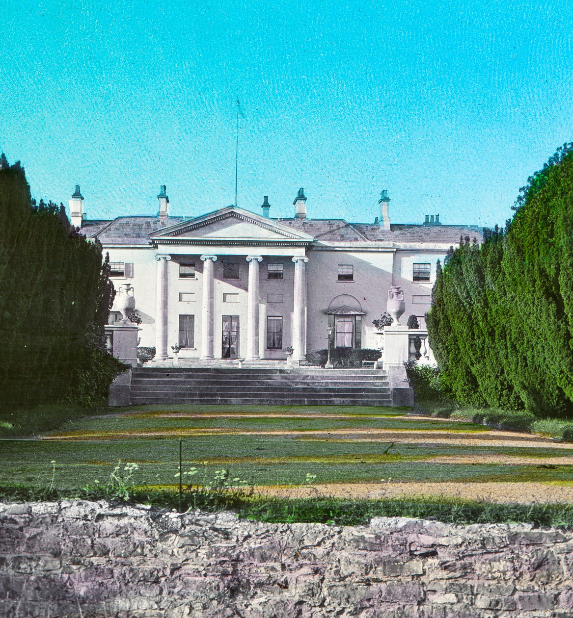 The Vice-regal Lodge, Phoenix Park, Dublin, c1910 af Unbekannt