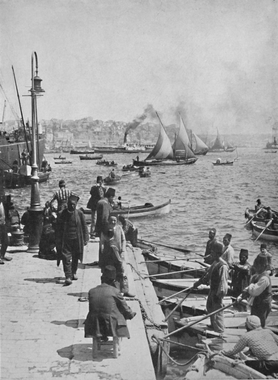 Vandfronten i Stamboul, med Pera i det fjerne, 1913 af Unbekannt