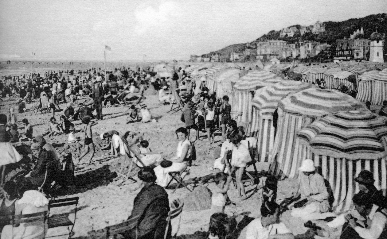 Stranden, Trouville, Frankrig, c1920