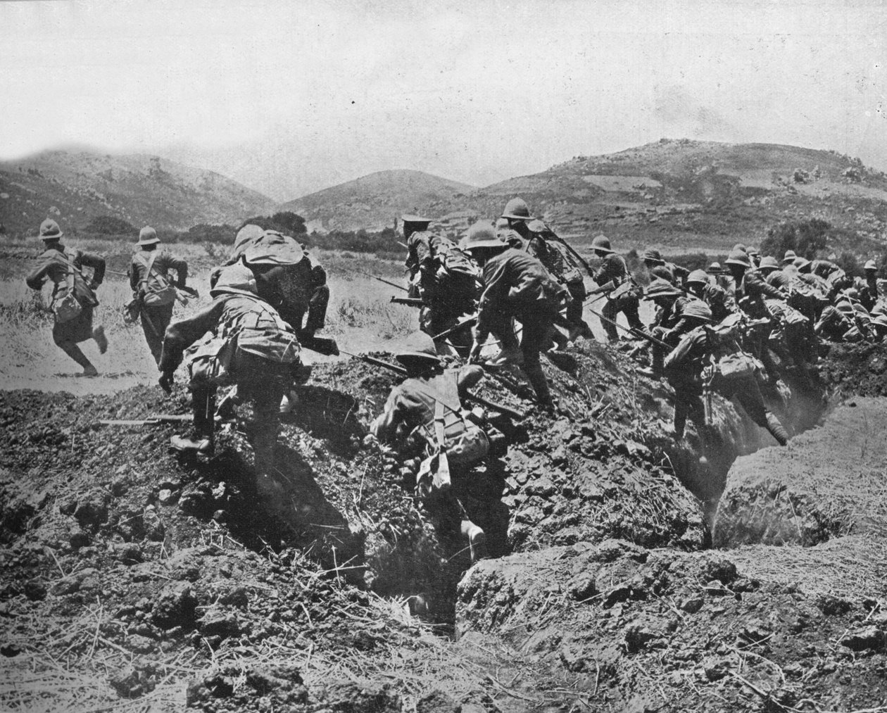 Begyndelsen på et fremskridt på de tyrkiske stillinger, 1915 af Unbekannt