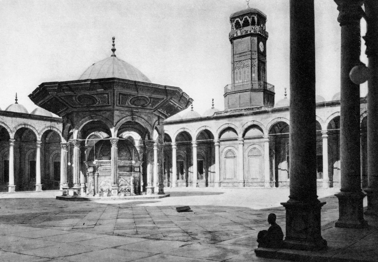 Gården til Muhammad Alis moske ved Saladin-citadellet, Cairo, Egypten, c1920