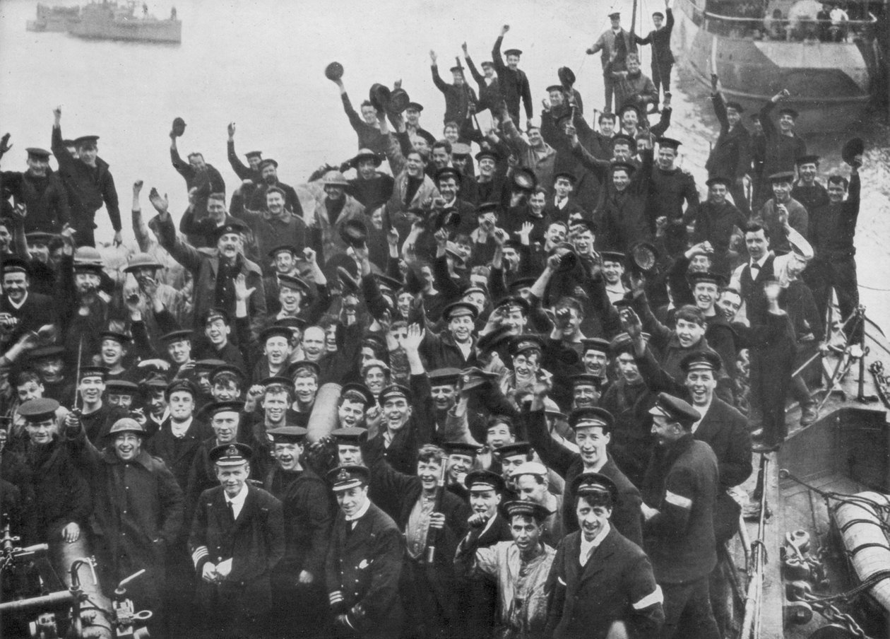 Besætningen på HMS Vindictive fejrede Zeebrugge Raid den 23. april 1918 af Unbekannt