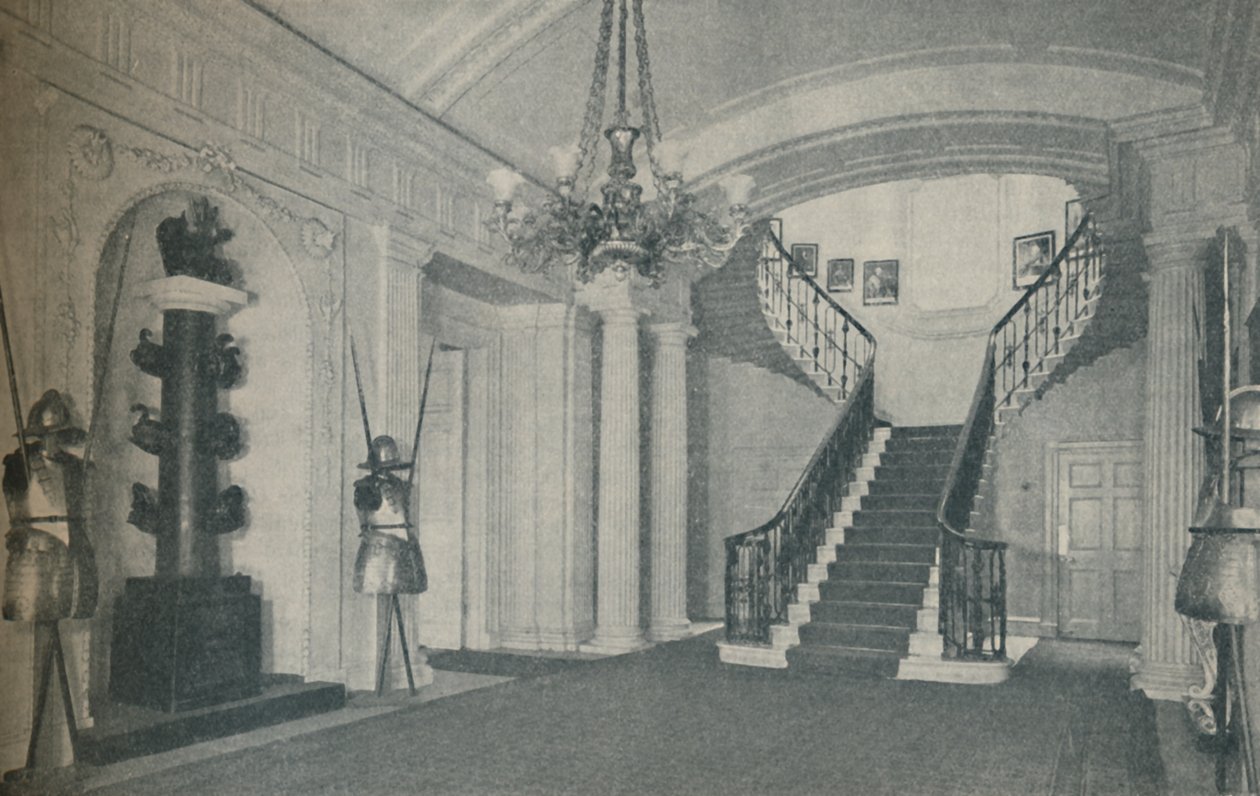 Den fine Trappehal i First Lords residens ved Admiralitetet, 1937 af Unbekannt