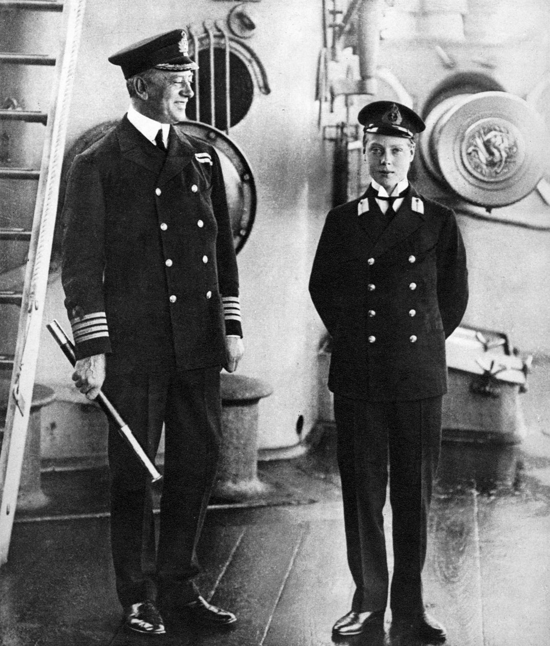 Den fremtidige kong Edward VIII som midtskibsmand i HMS Hindustan, c1910 af Unbekannt