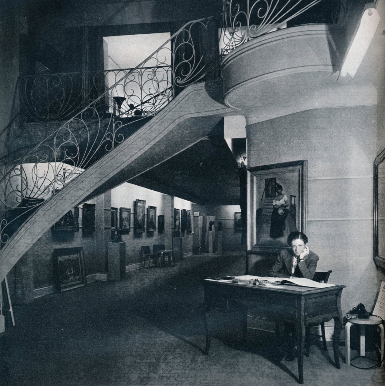 Galleriet i stueetagen i American-British Art Center, c1941 af Unbekannt