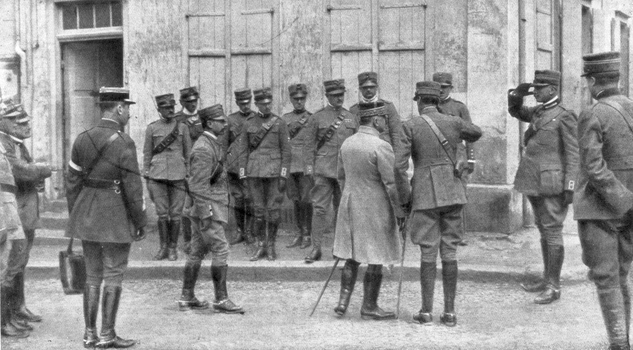 Præsentationen af general Franchet dEsperey til en italiensk udsending til Frankrig, Champagne, 1926 af Unbekannt
