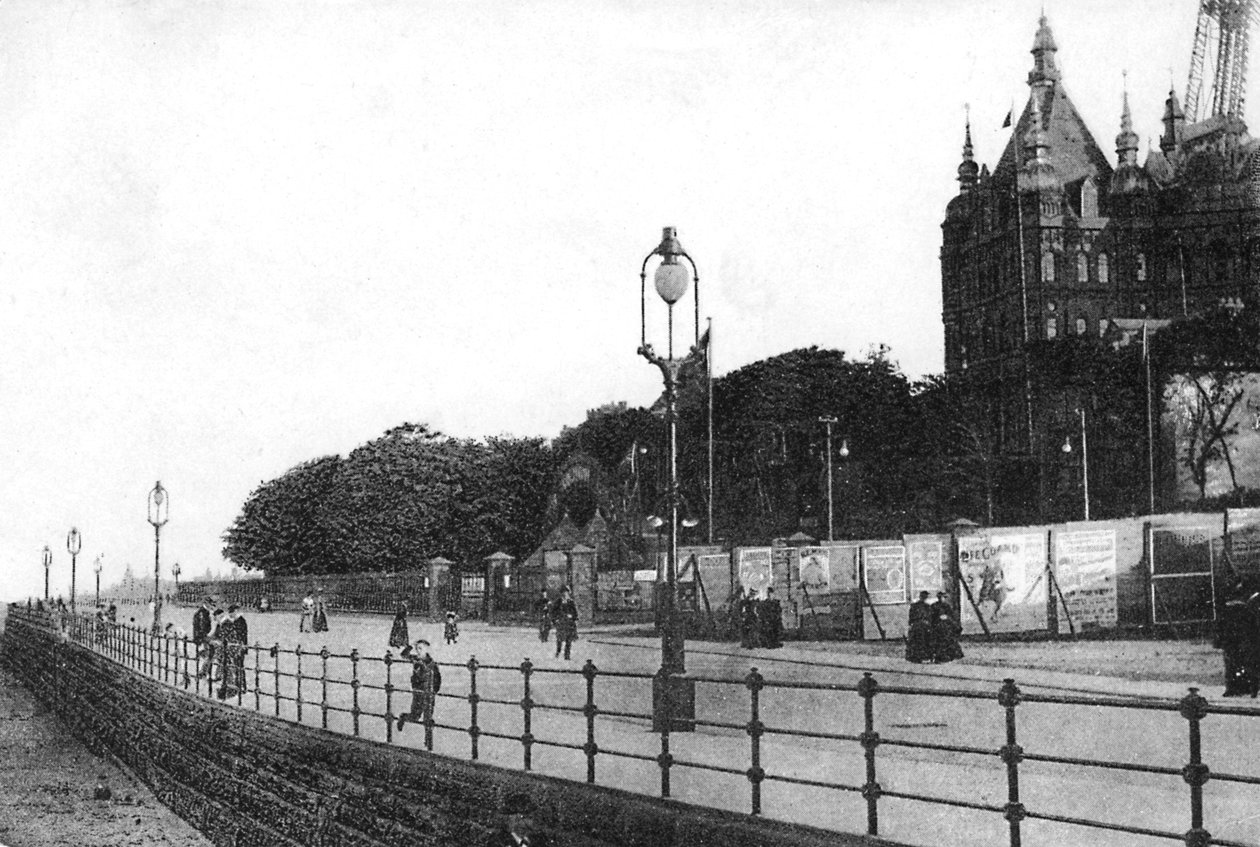 The promenade, New Brighton, East Sussex, ca. 1900-1920