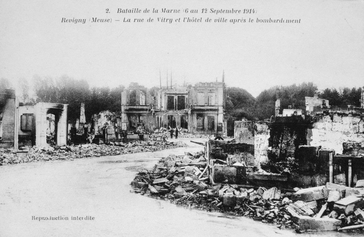 Ruinerne af Revigny, Frankrig, Slaget ved Marne, Første Verdenskrig, 1914 af Unbekannt