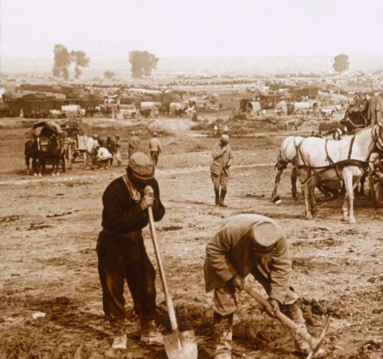 Stationen, Bray-sur-Somme, Nordfrankrig, c1914-c1918 af Unbekannt