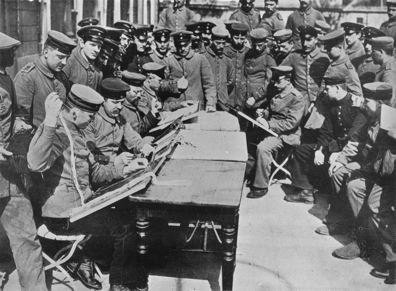 Behandling af tyske sårede, 1915 af Unbekannt