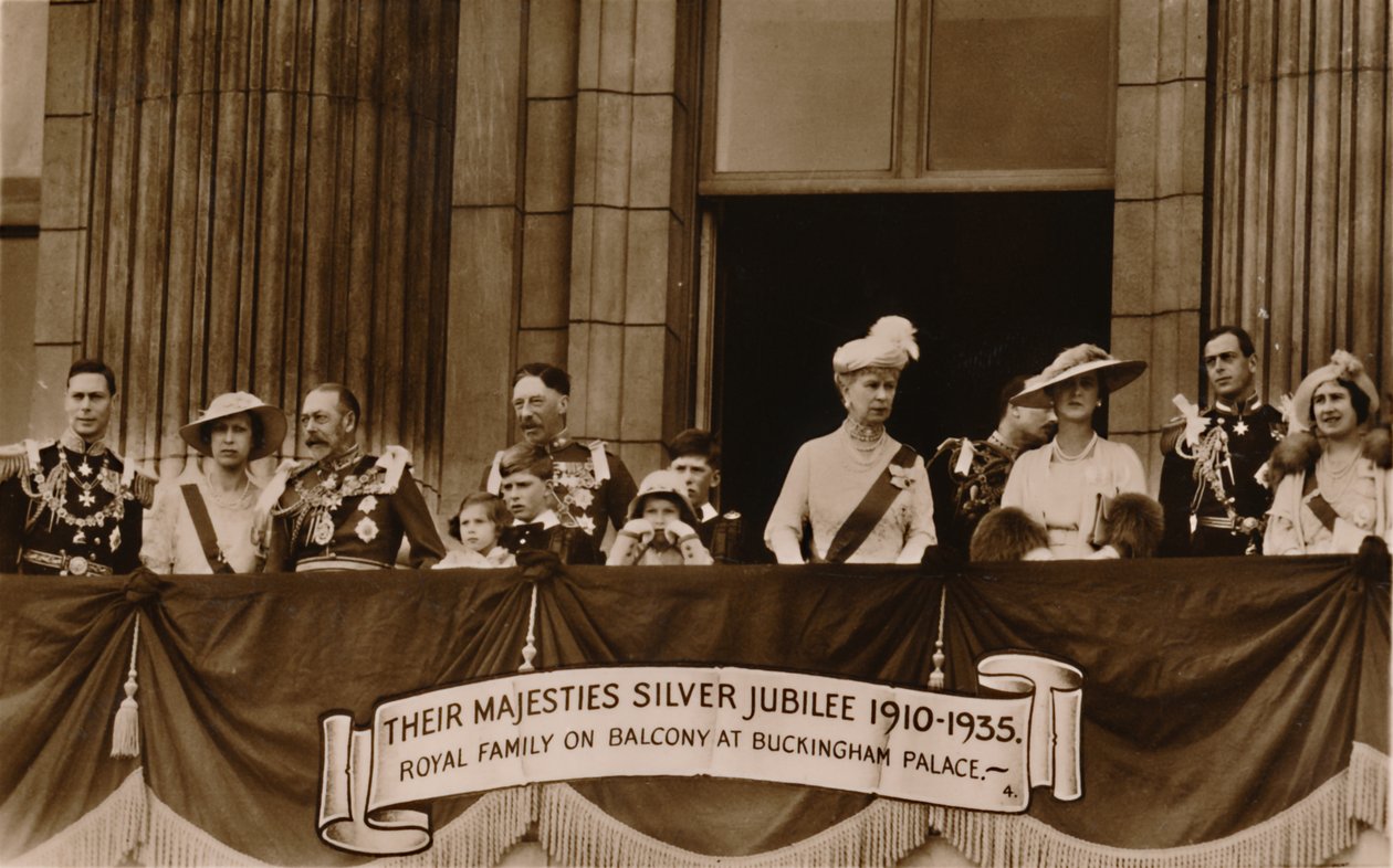 Deres Majestæter Sølvjubilæum 1910-1935. Kongelig familie på balkonen i Buckingham Palace, 1935. af Unbekannt