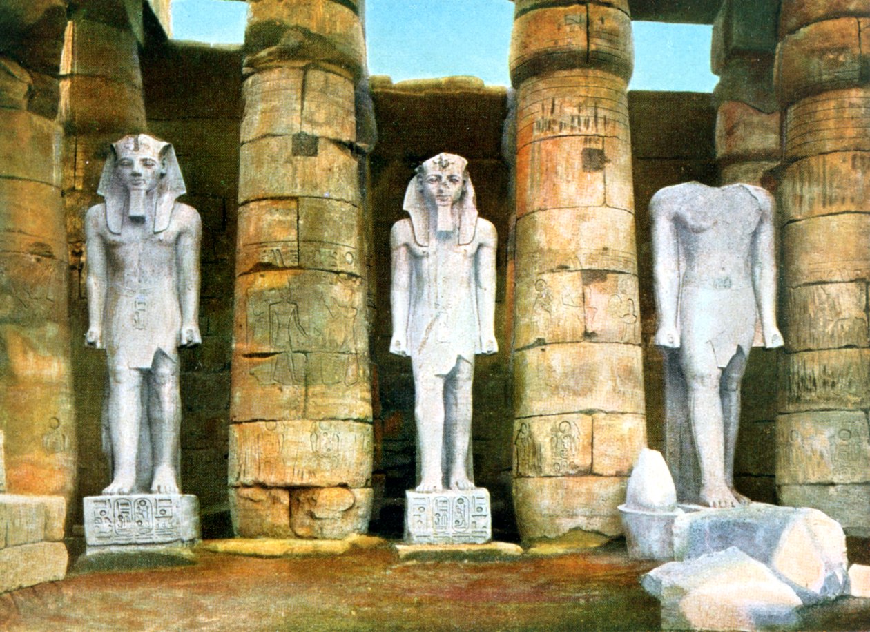 Tre statuer af Ramses II, Luxor, Egypten, 20. århundrede af Unbekannt